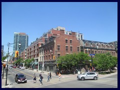 Toronto Bus Tour 035 - Old town